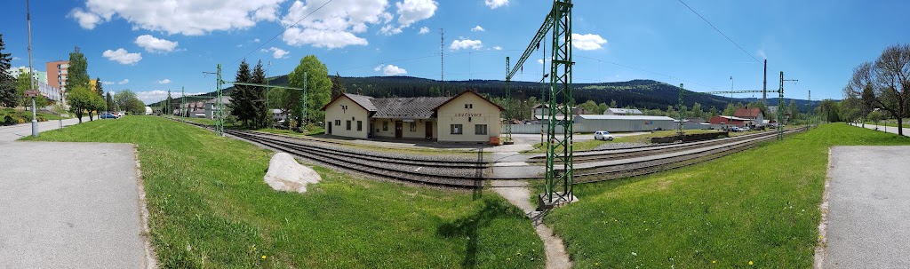 Vlakové nádraží Loučovice VLAKOVÉ NÁDRAŽÍ